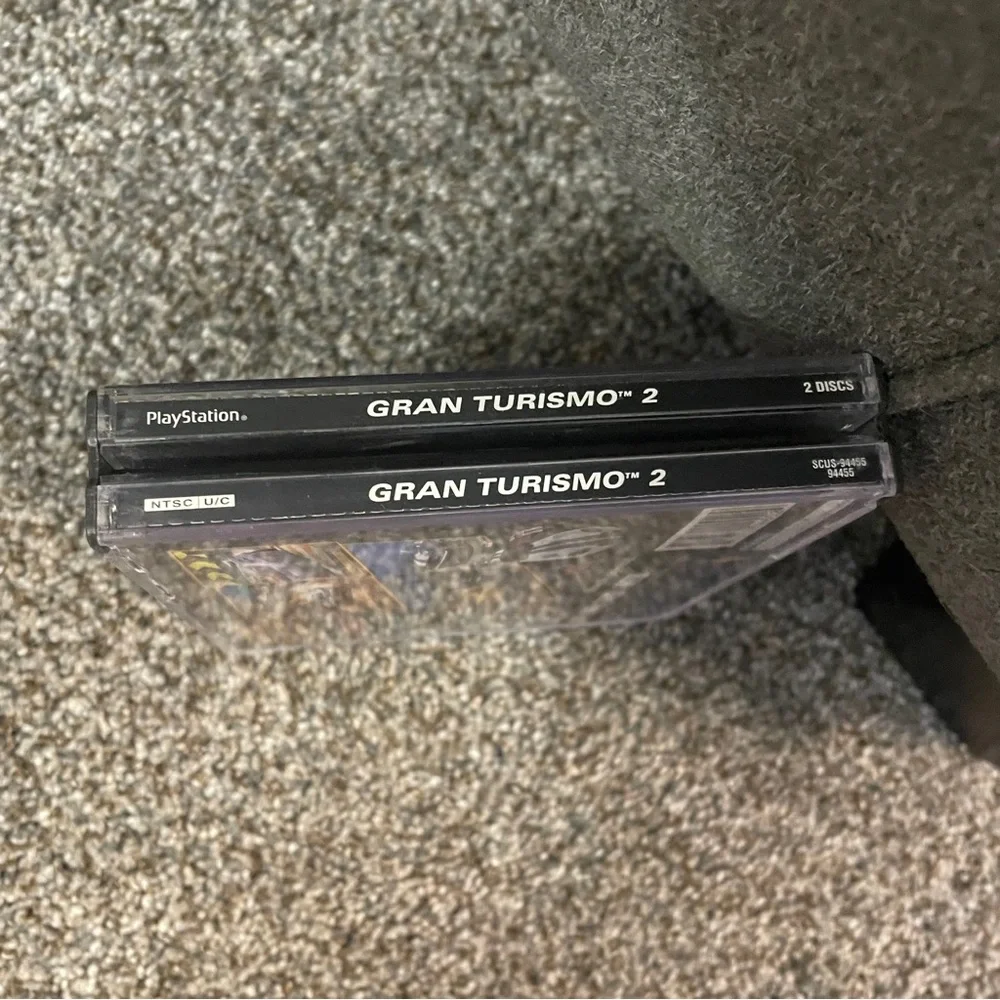 Gran Turismo 2 (Sony PlayStation 1, 1999) complete in box, black label